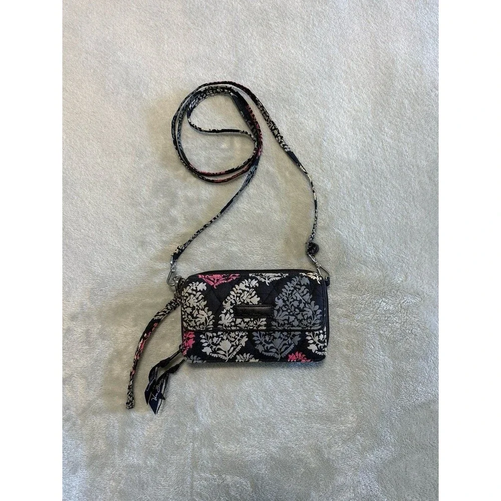 Vera Bradley Crossbody clutch black pink vintage Y2K classic canterberry magenta